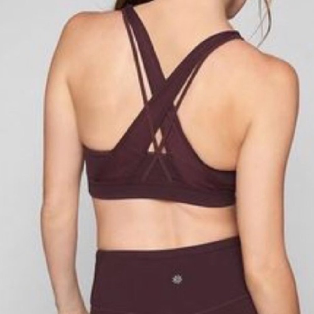 Athleta Transcendence Sports Bra Mesh Straps